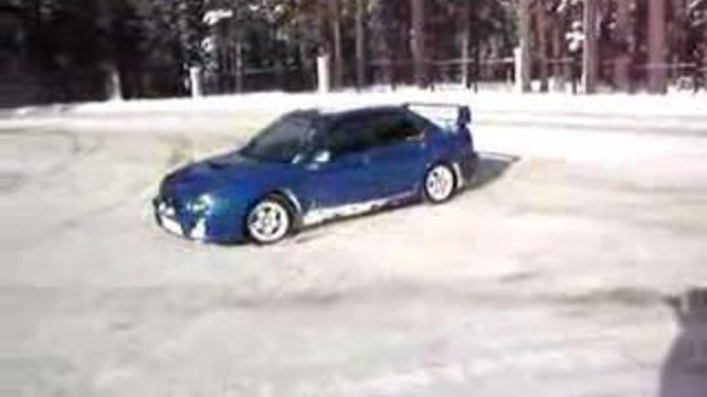 Занос на Subaru смотреть онлайн
