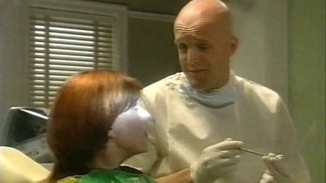 The Sketch Show Dentist смотреть онлайн