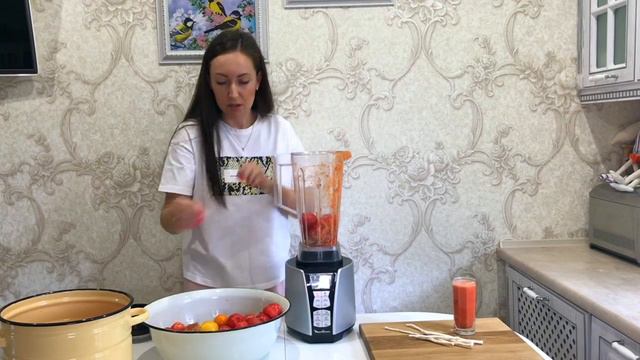 Да и ХРЕН с вашей томатной пастой или как блендер перекрутил 10кг помидор и щепотку хрена