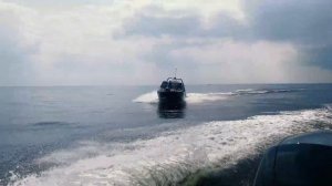 Кабинный катер YAVA XL COB. Компактность, скорость и маневренность.