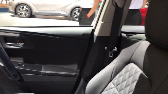 Toyota Auris Hybrid 2017 In detail review walkaround Interior Exterior смотреть онлайн
