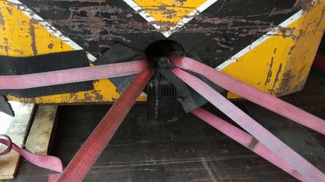 Распределение ГРУЗА по осям НА ФУРЕ. КАК ЗАКРЕПИТЬ НЕ СТАНДАРТНЫЙ ГРУЗ ремнями погрузчик весом 23т смотреть онлайн