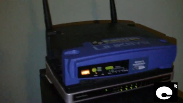 DD-WRT Firmware on Linksys WRT54G Wireless Router смотреть онлайн