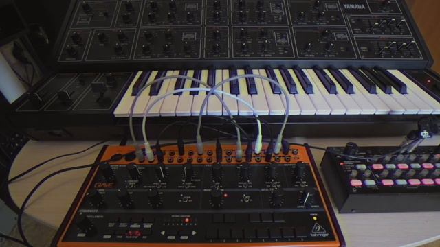 Yamaha Cs15 / Korg Sq1 / Behringer Crave