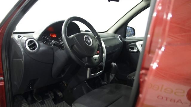 Renault Sandero Stepway '2012 смотреть онлайн
