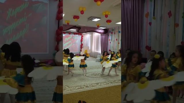 Детский танец Ромашки смотреть онлайн