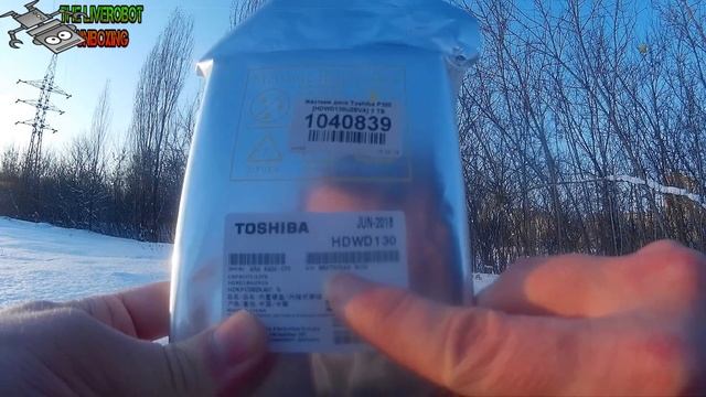 UnBOXing SHOW - РОЖДЕСТВЕНСКАЯ РАСПАКОВКА ЖЕСТКИЙ ДИСК TOSHIBA 3 ТЕРАБАЙТА HDWD130UZSVA P300 смотреть онлайн