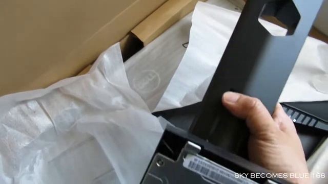 Unboxing Dell S3222HG Curve Monitor смотреть онлайн