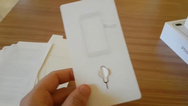 Apple iPhone 7 Plus 32 GB Silver Unboxing смотреть онлайн