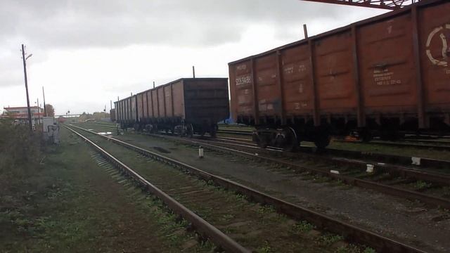 Манëвры Тепловоза ЧМЭ3-1865 На Станции Металлист смотреть онлайн