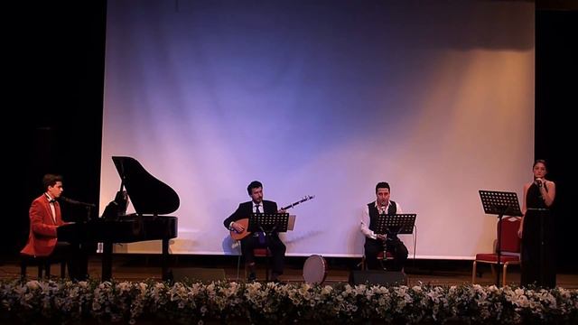 MİHRİBAN Türkü Türk Halk Müziği Vokal Bağlama Klarnet Piyano Solist Dörtlüsü Müzik Grup Konseri