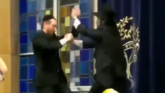 Служба в синагоге