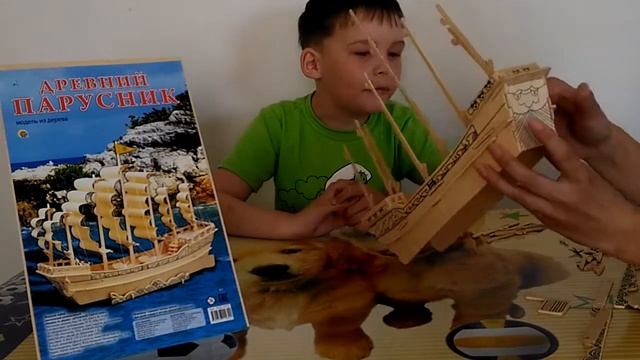 Собираем ОБАЛДЕННЫЙ КОРАБЛЬ Модель древьнего парусника смотреть онлайн