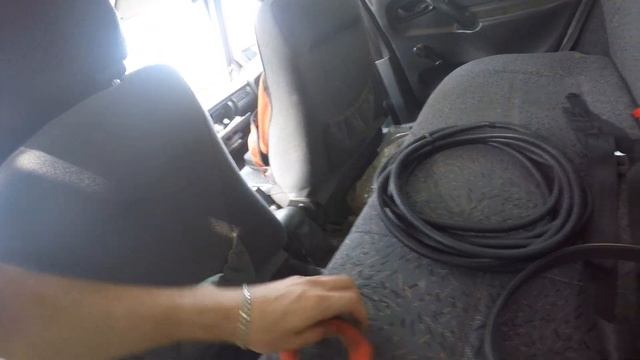 Начало АВТОЗВУКА /Новая МАГНИТОЛА/Провода в ДВЕРИ и заднюю ПОЛКУ/Как подключить МАГНИТОЛУ и ДИНАМИК смотреть онлайн