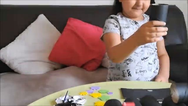 build cardboard castle | Savvy's play time смотреть онлайн