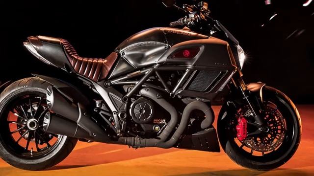 ONLY 666 MODELS!! 2017 Ducati Diavel Diesel Limited Edition смотреть онлайн