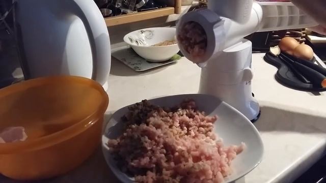 Minu Uus Hakklihamasin Tupperwarelt