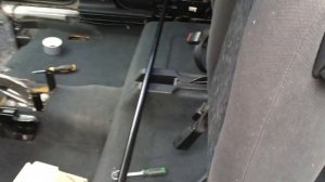 Задние сидения Opel Zafira, - как снять. Устранение шума и грохота