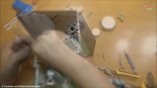 Homemade mini DIY PCB drill press table from rails CD drives смотреть онлайн