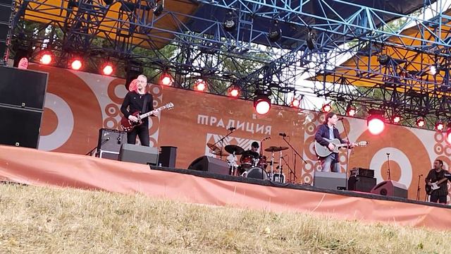 Калинов мост. Ледяной водой разбуди меня — время уходить. Зреет урожай. Батя, дай совет... смотреть онлайн