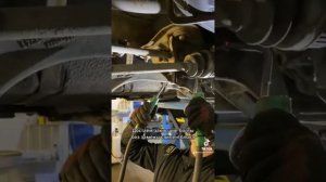 Замена закисших болтов регулировки развала схождения на Hyundai Santa Fe