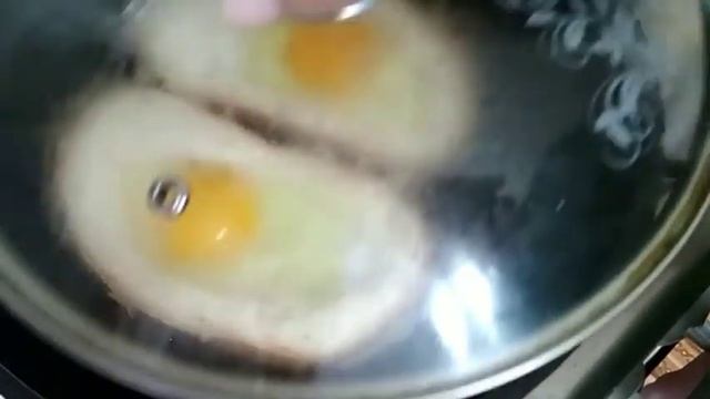 Вкусный сытный завтрак на скорую руку... смотреть онлайн