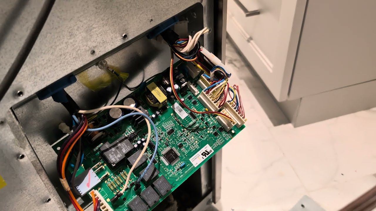 Холодильник GE не запускает компрессор и не холодит смотреть онлайн