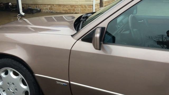 Заводской вид на оригинальных дисках R16 Mercedes w124 смотреть онлайн