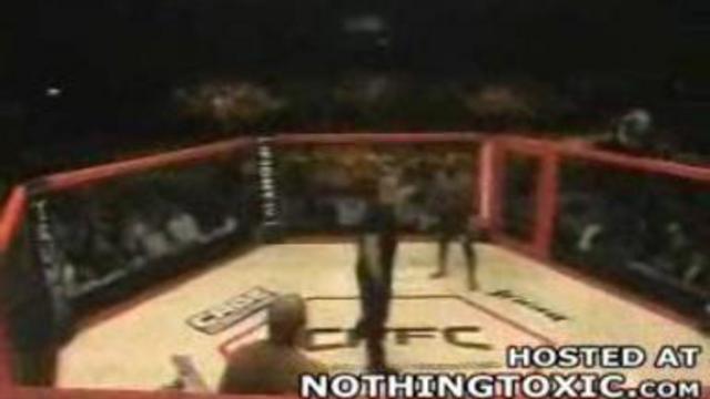 Kimbo бьёт Ray Mercer (бокс) смотреть онлайн