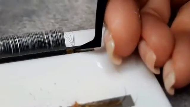 Наращивание ресниц смотреть онлайн