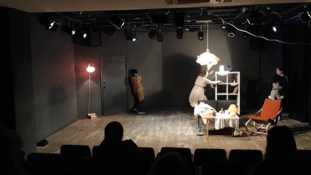 Одноактный спектакль "Клещ" смотреть онлайн