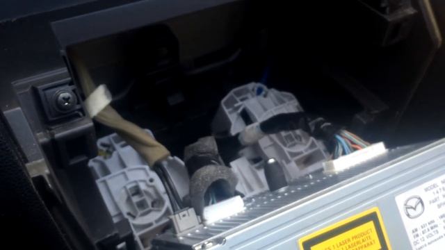 AUX и подсветка салона MAZDA 3 (2009-2013) BL смотреть онлайн