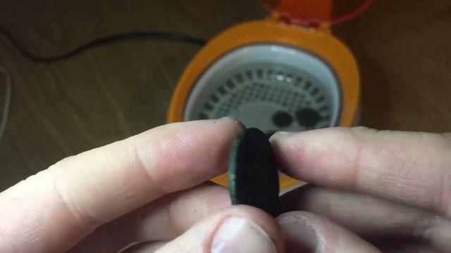 Очистка монет ультразвуковою ванною CE-5600A/ Cleaning the coins with an ultrasonic bath смотреть онлайн