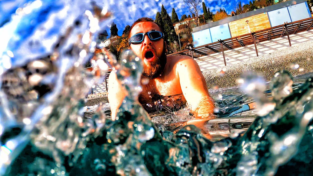 Крым приехал и ОЧУМЕЛ. Отдыхающие КУПАЮТСЯ в море. Что здесь происходит. Я НЕ ВЕРЮ СВОИМ ГЛАЗАМ. смотреть онлайн