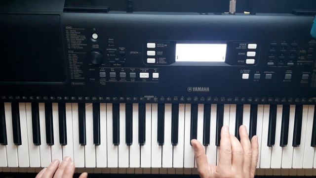 Yamaha PSR-E373 create Sound, Wonderful Christmastime - Paul McCartney смотреть онлайн