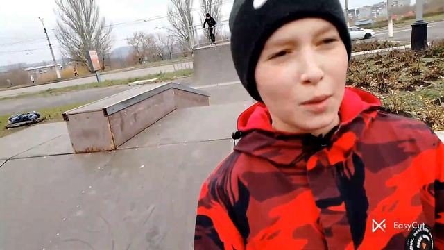 3 НуБа играют в скут смотреть онлайн
