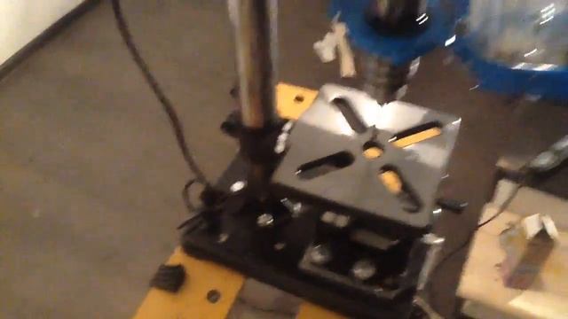 Сверлильный станок устранение ..... смотреть онлайн