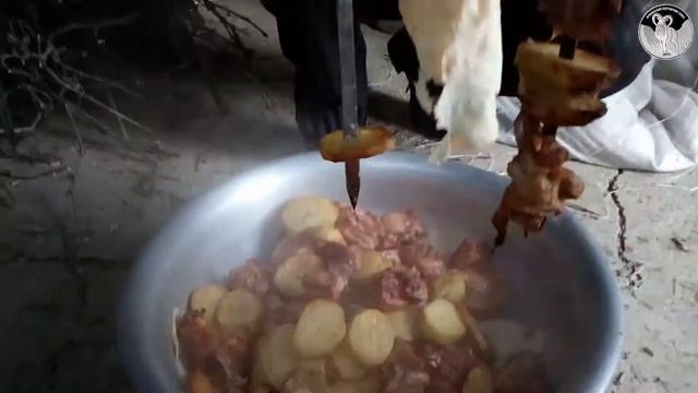 Шашлык в тандыре по Армянскому смотреть онлайн