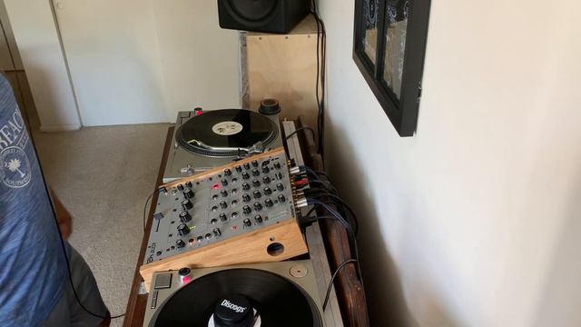 Video Vinyl Mix #4 - All In (Tech House/Progressive House) смотреть онлайн