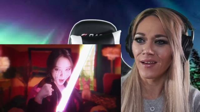 Dreamcatcher Odd Eye Reaction | Just Jen First Reaction to Dreamcatcher смотреть онлайн