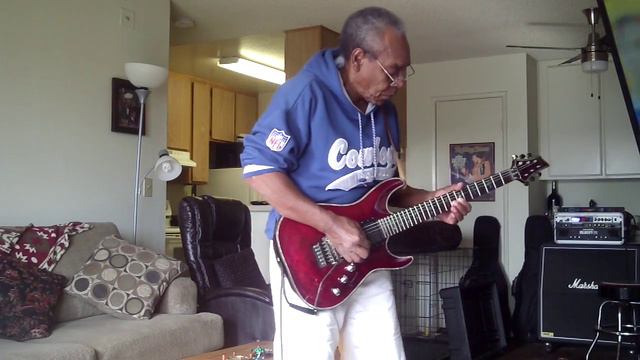 Schecter Hellraiser Passive Cherry W/FR смотреть онлайн