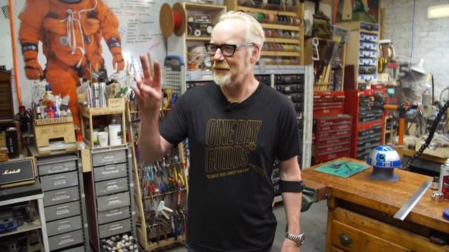 Adam Savage's New "One Day Builds" T-Shirt! смотреть онлайн