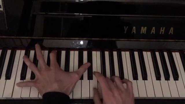 How to play tenths if your hands can't reach смотреть онлайн