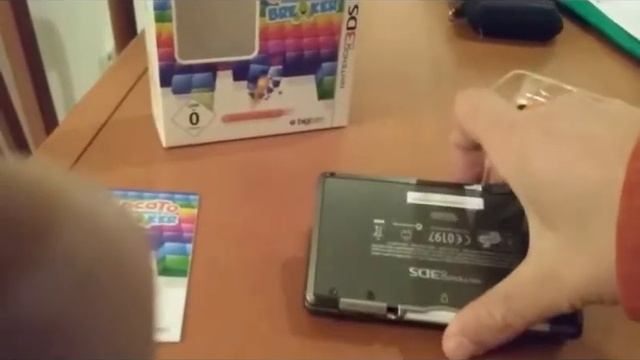 Fondo de catálogo de 3ds: Cocoto Alien Brick Breaker смотреть онлайн