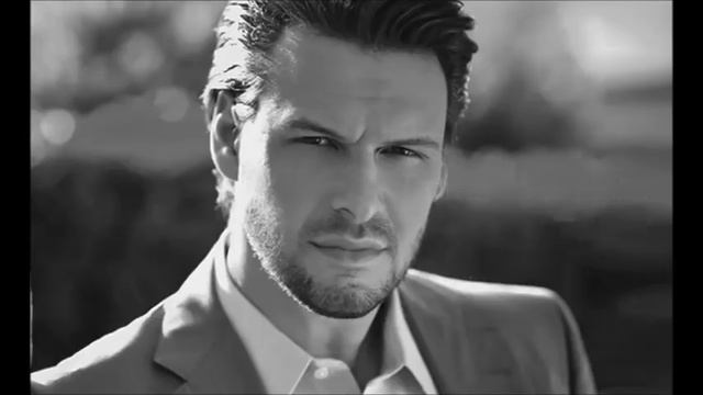 Panos Kiamos - Fotia me fotia (Српски превод) смотреть онлайн