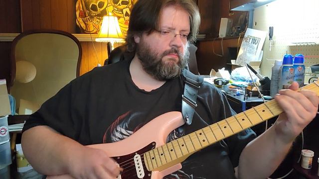 Fender "Player Series" Stratocaster, in limited edition Shell Pink. Outstanding!! смотреть онлайн