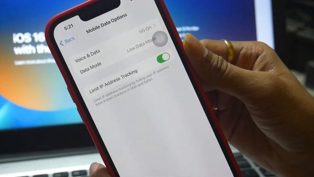 Mobile Data is Not Available During This Call | iOS смотреть онлайн