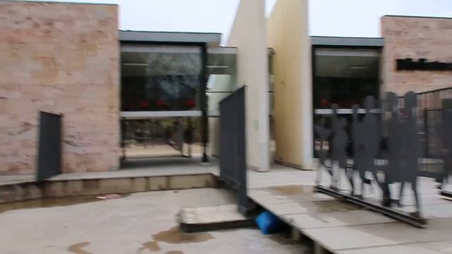 БЕЖЕНЦЫ С УКРАИНЫ: ИСПАНИЯ БАРСЕЛОНА 24й -день смотреть онлайн