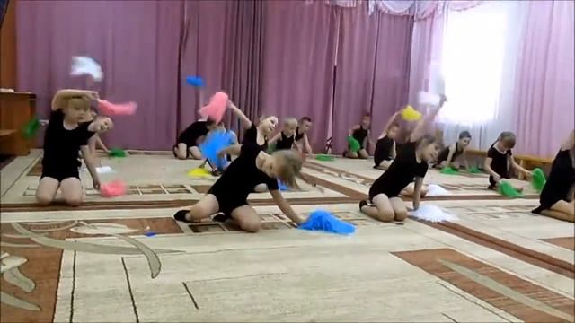 Спортивный танец с пампонами смотреть онлайн