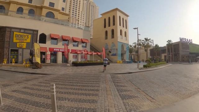 Walking Dubai: The Walk at Jumeirah Beach Residences (JBR) смотреть онлайн